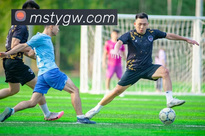 阿迪达斯全新梅西系列足球鞋发布助力球员锁定胜局展现无限光芒